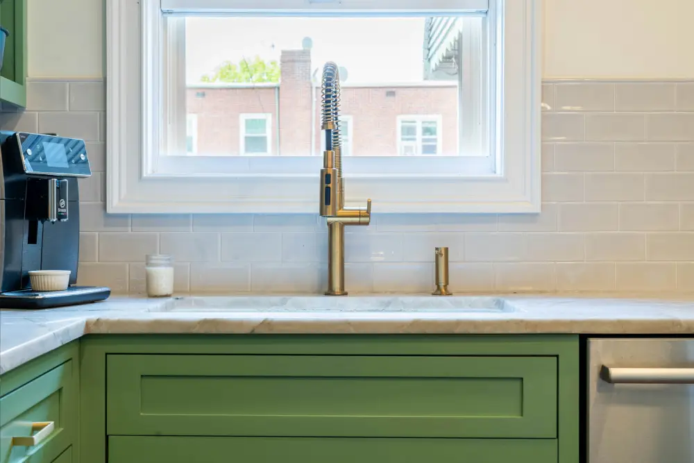 window-kitchen
